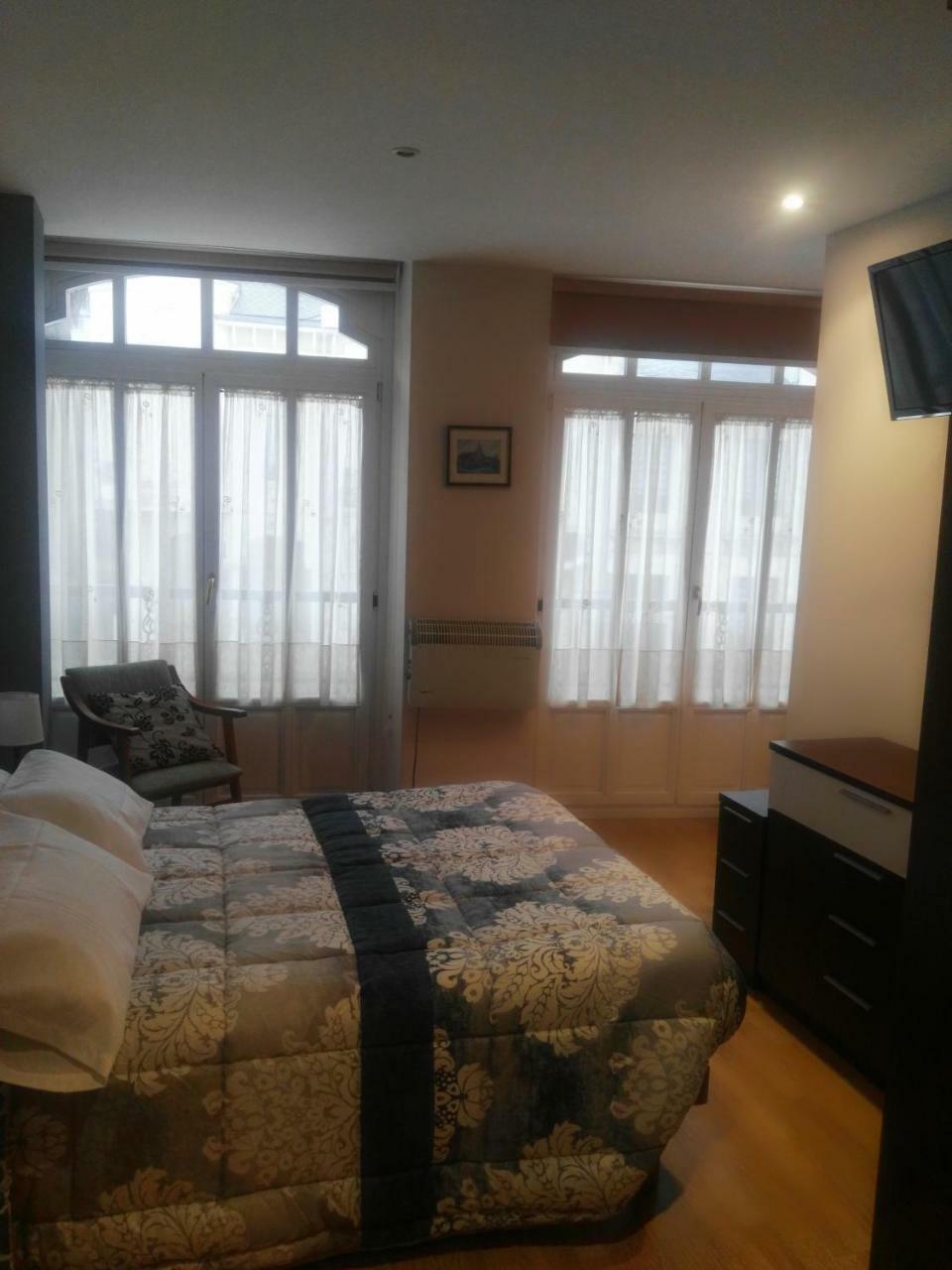 Apartamentos San Roque Рибадео Экстерьер фото